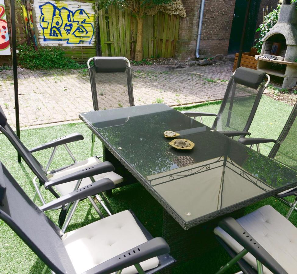 The Diesel Bed And Breakfast Rotterdam Eksteriør billede