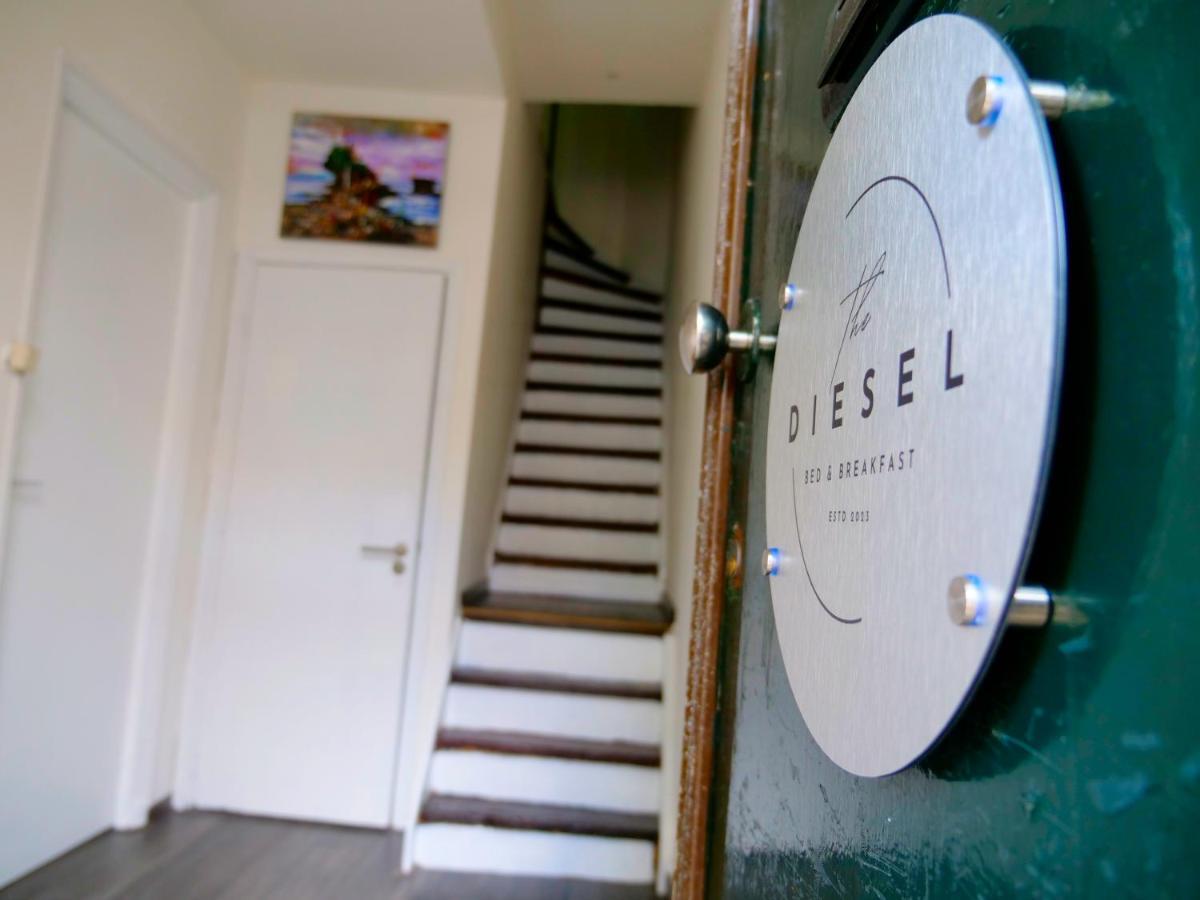 The Diesel Bed And Breakfast Rotterdam Eksteriør billede