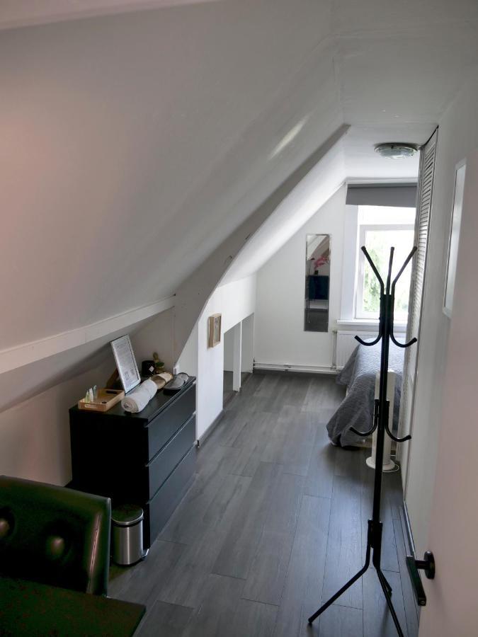 The Diesel Bed And Breakfast Rotterdam Eksteriør billede